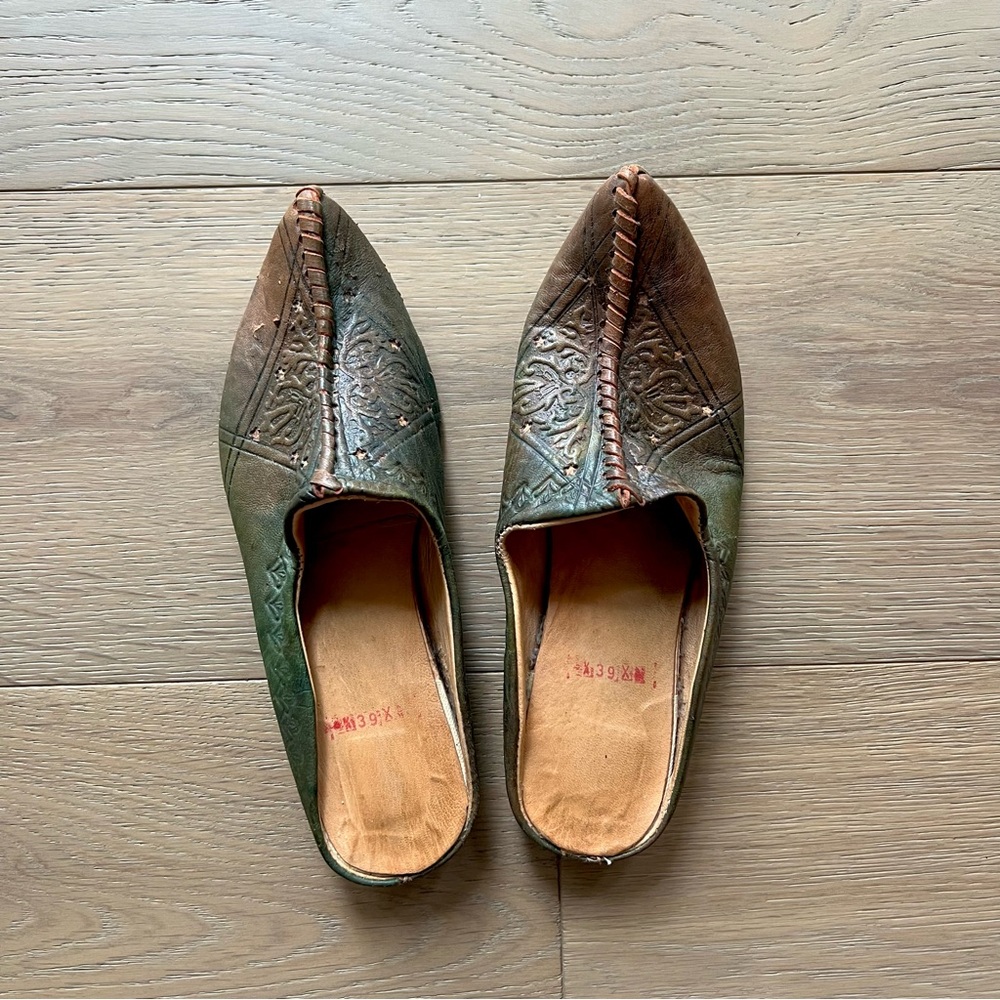Handmade Green Leather Flats